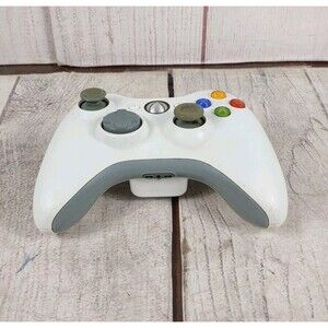 Microsoft Xbox 360 Wireless Controller - WHITE W/ Battery Cover - TESTED WORKING